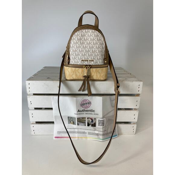 MICHAEL KORS MINI PVC SIGNATURE PRINT CROSSBODY BAG - Picture 1 of 15